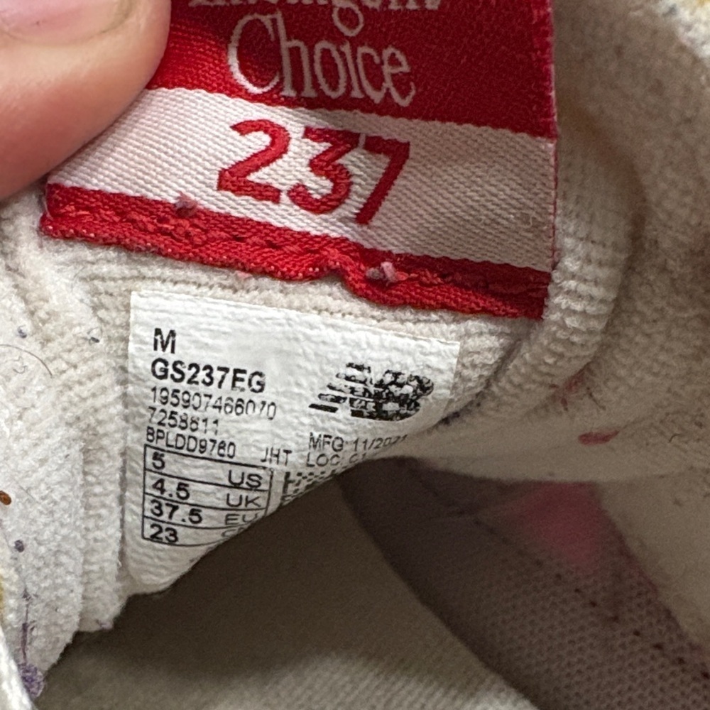 New Balance Pink and Blue Women's Sneakers - Picture 5 of 5
